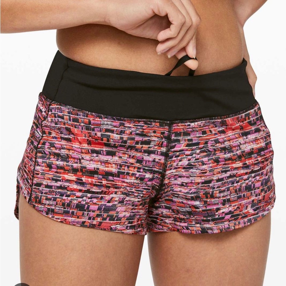 Lululemon Speed up 2.5 shorts